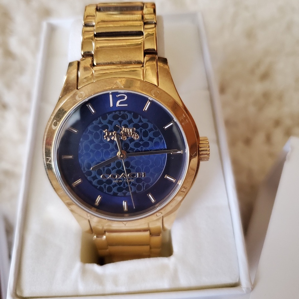 Coach watch women’s